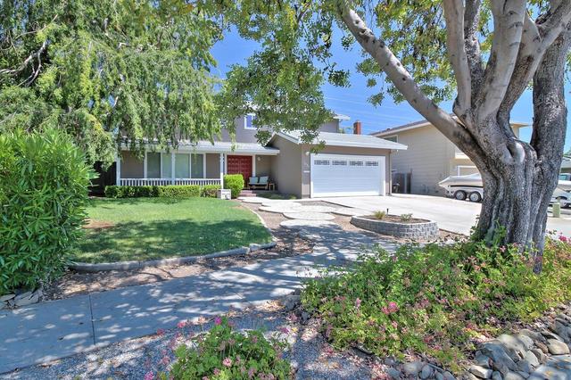 5610 Domaine Dr