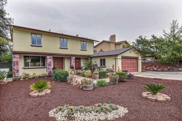 2542 Clarebank Way