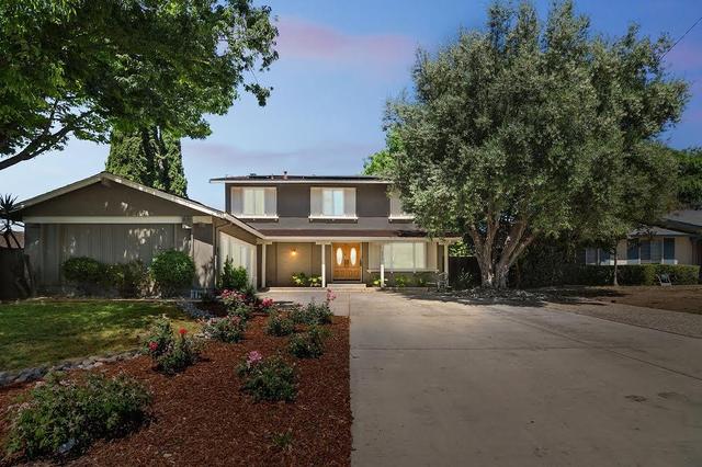 2542 Clarebank Way