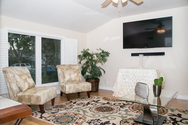 748 Dubanski Dr