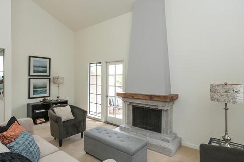22637 Royal Oak Way
