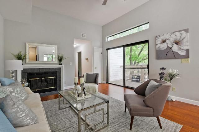 1336 Meadow Ridge Cir