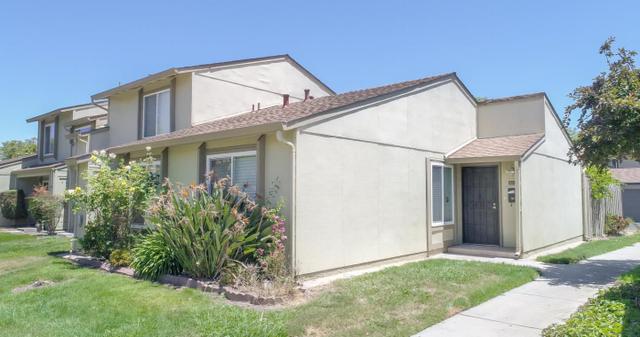 1336 Meadow Ridge Cir
