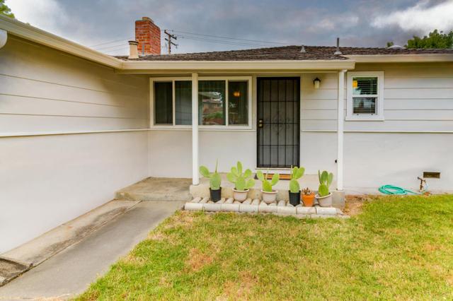 1336 Meadow Ridge Cir