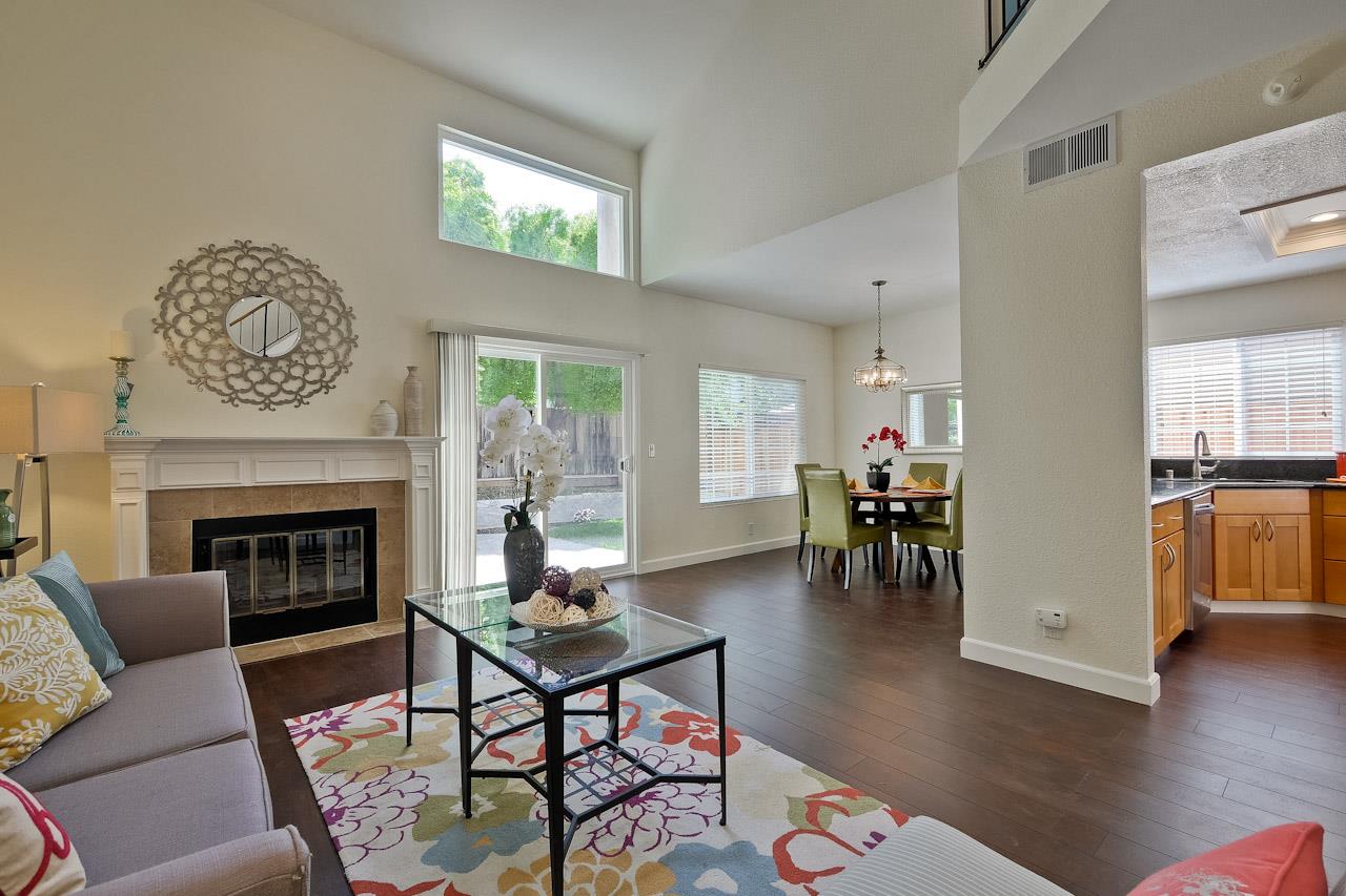 Public Record: 1286 Crestpoint Dr San Jose, CA 95131