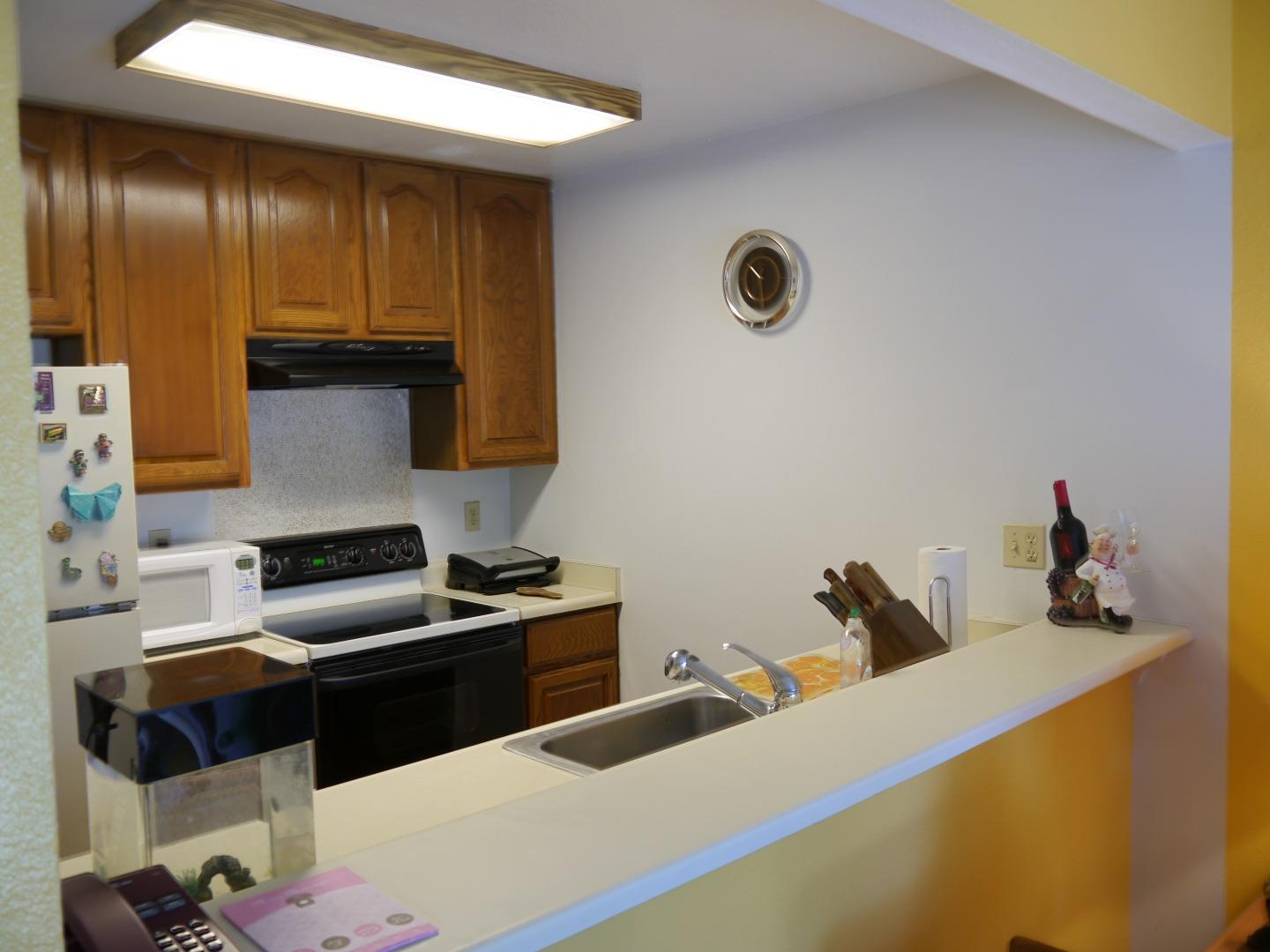 For Sale: 1555 Four Oaks Cir San Jose, CA 95131