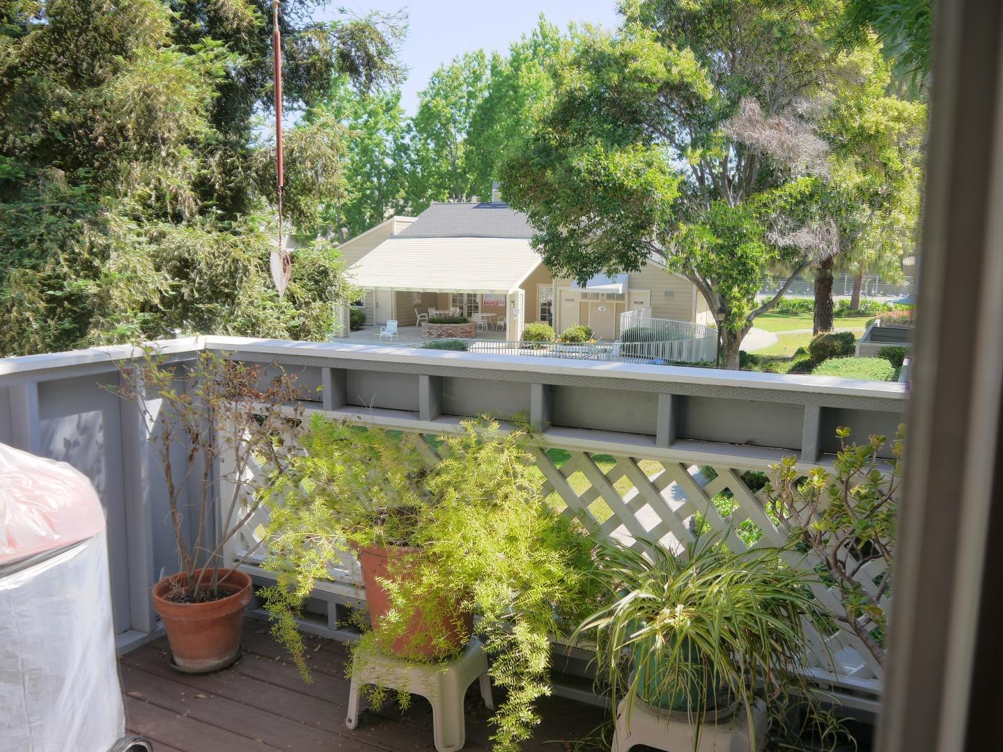 For Sale: 1555 Four Oaks Cir San Jose, CA 95131