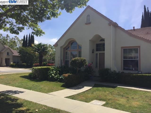 4127 Voltaire St