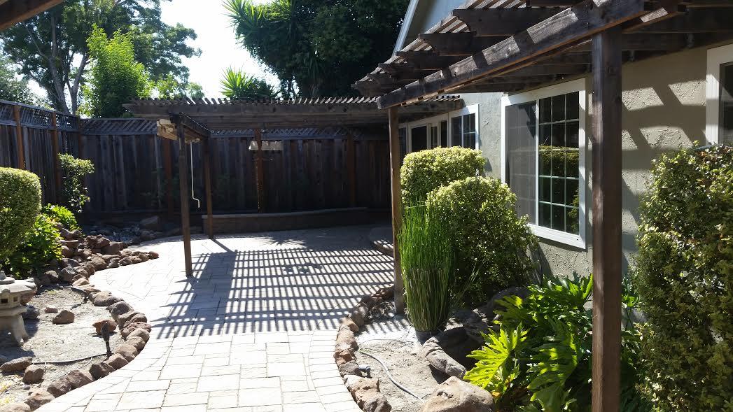 386 Greenpark Way