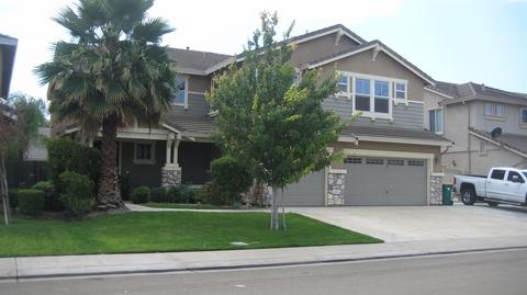 1040 W Elm St