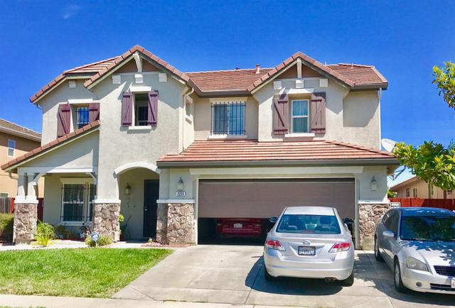 4545 Winding River Cir