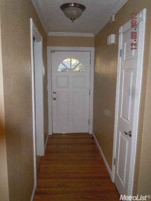 15 W El Campo Ave