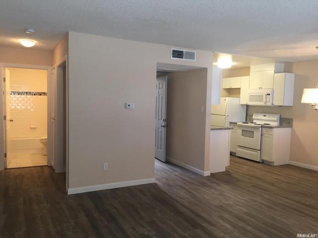 504 Northbank Ct #134