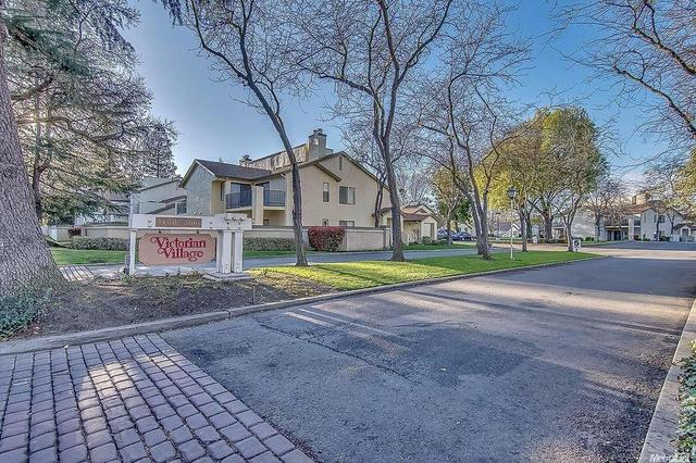 1636 W Benjamin Holt Dr