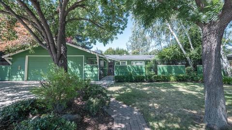 2436 Meadow Lake Dr
