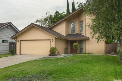 2436 Meadow Lake Dr