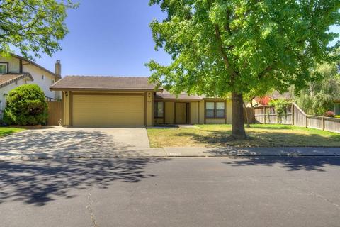 1234 Briarwood Way