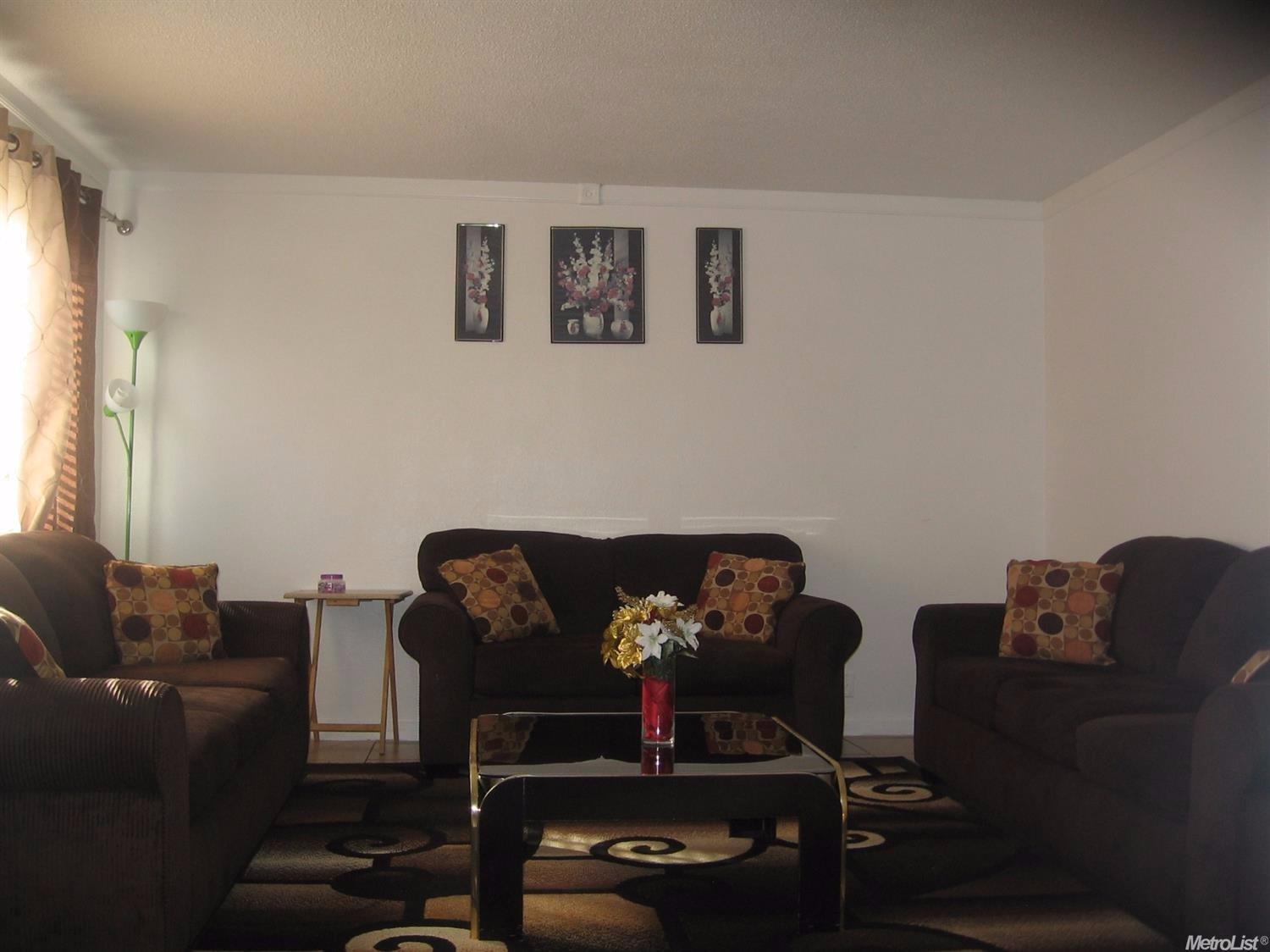 413 Dona Lugo Way