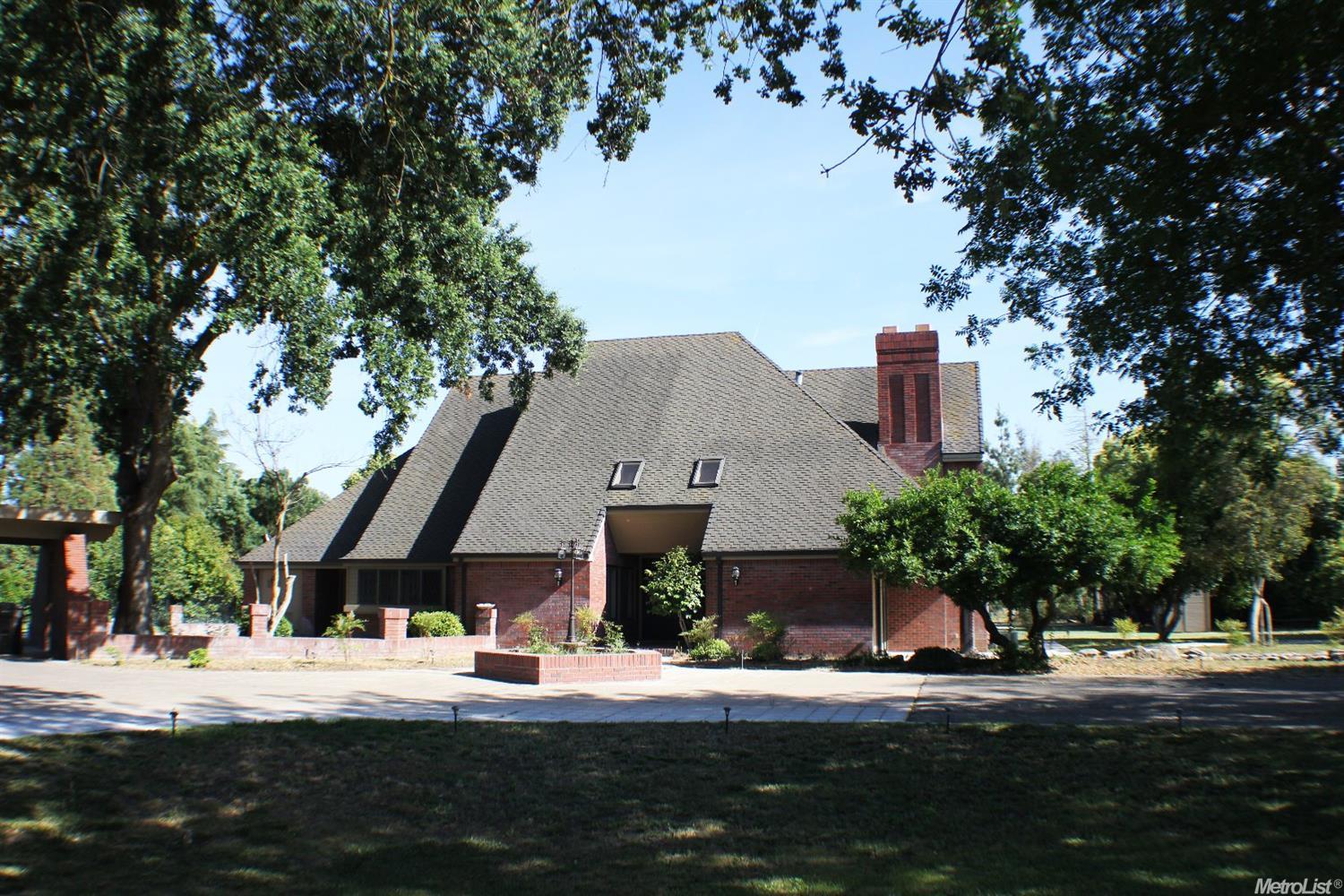 For Sale: 6102 Roberta Ct Stockton, CA 95212