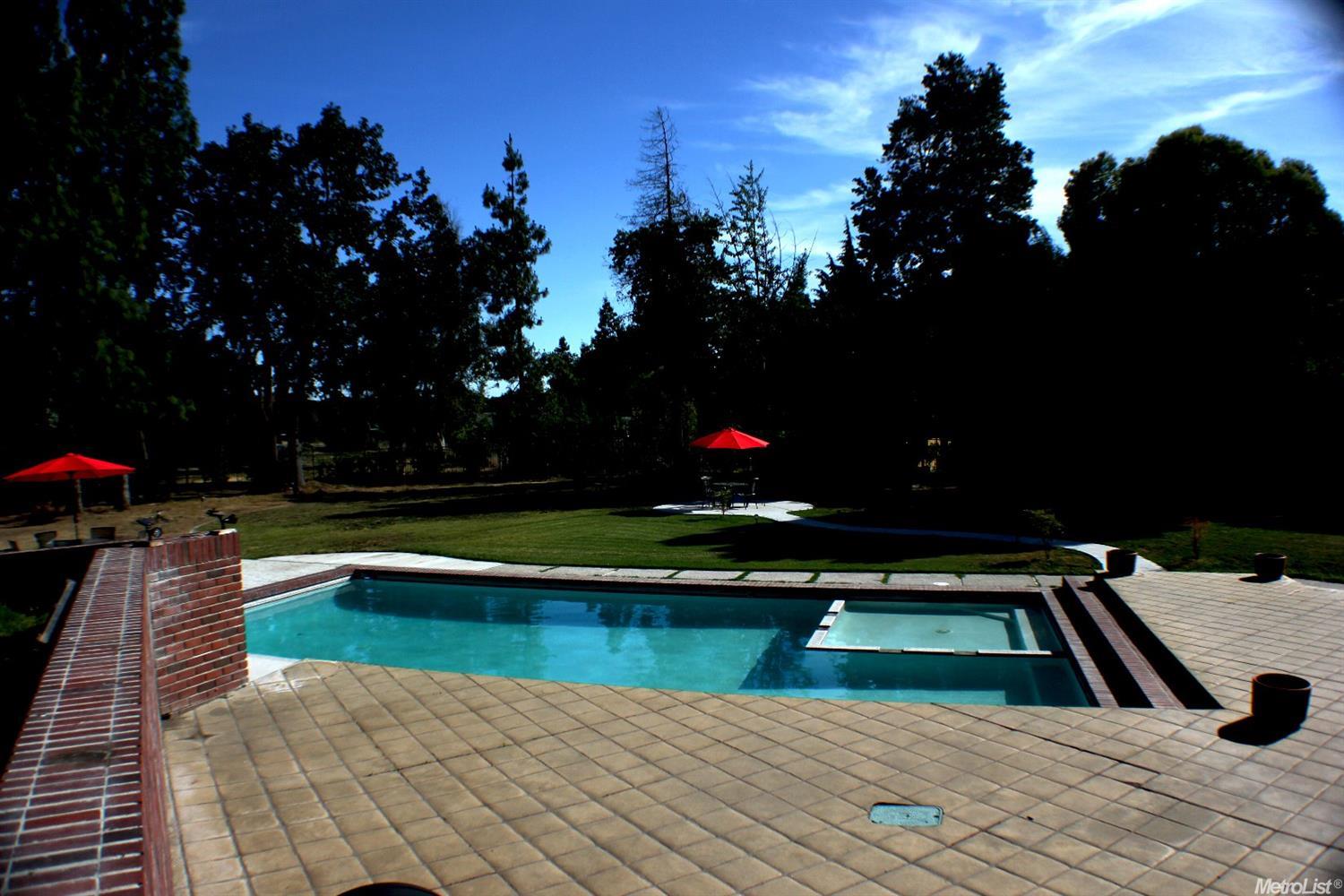 For Sale: 6102 Roberta Ct Stockton, CA 95212