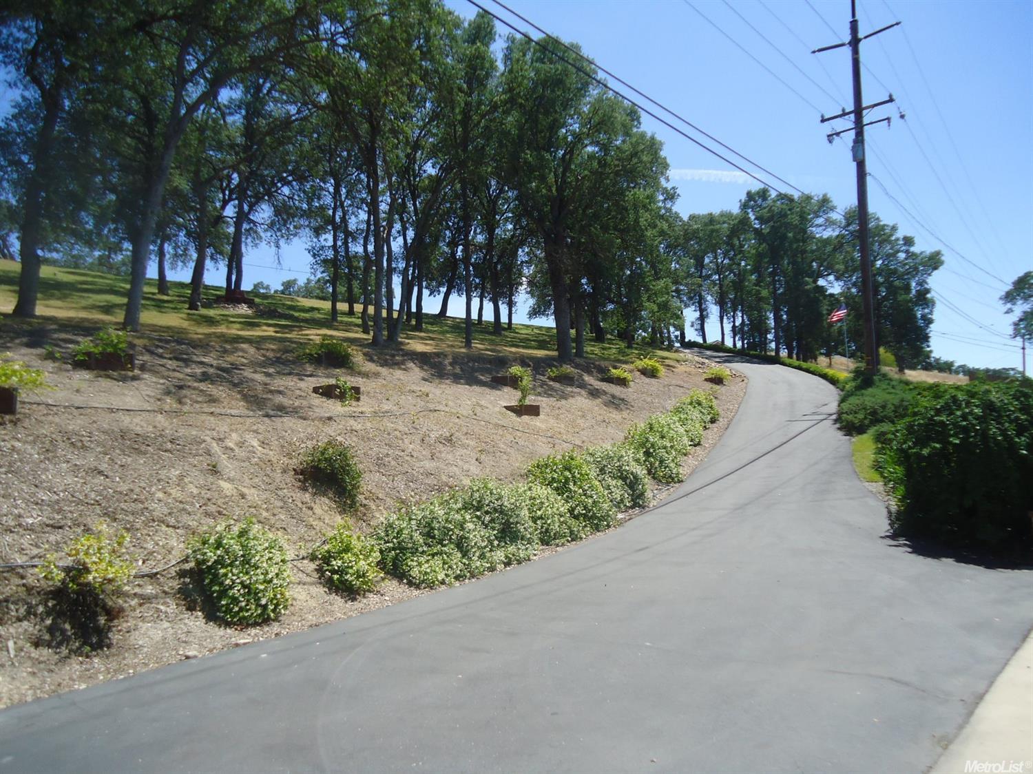 For Sale: 2466 Barbour Rd Valley Springs, CA 95252