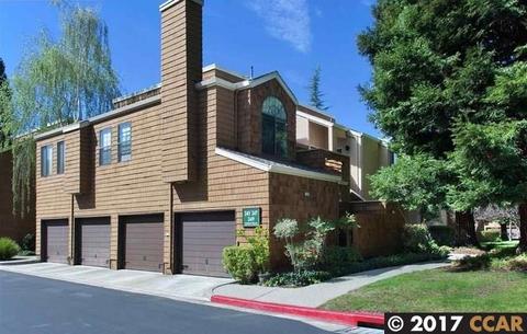 3387 Smoketree Commons Dr