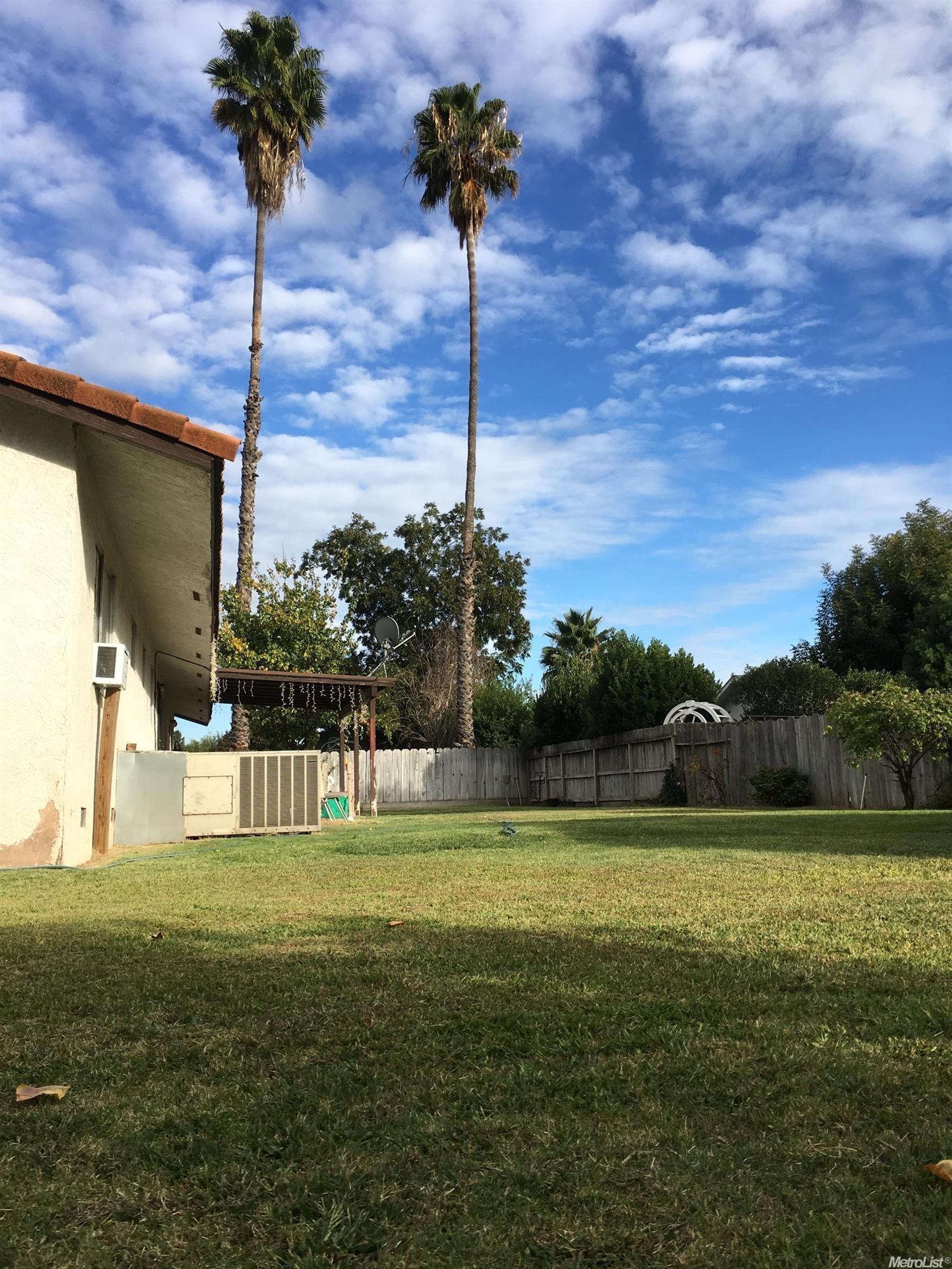 2400 Hilo Ln