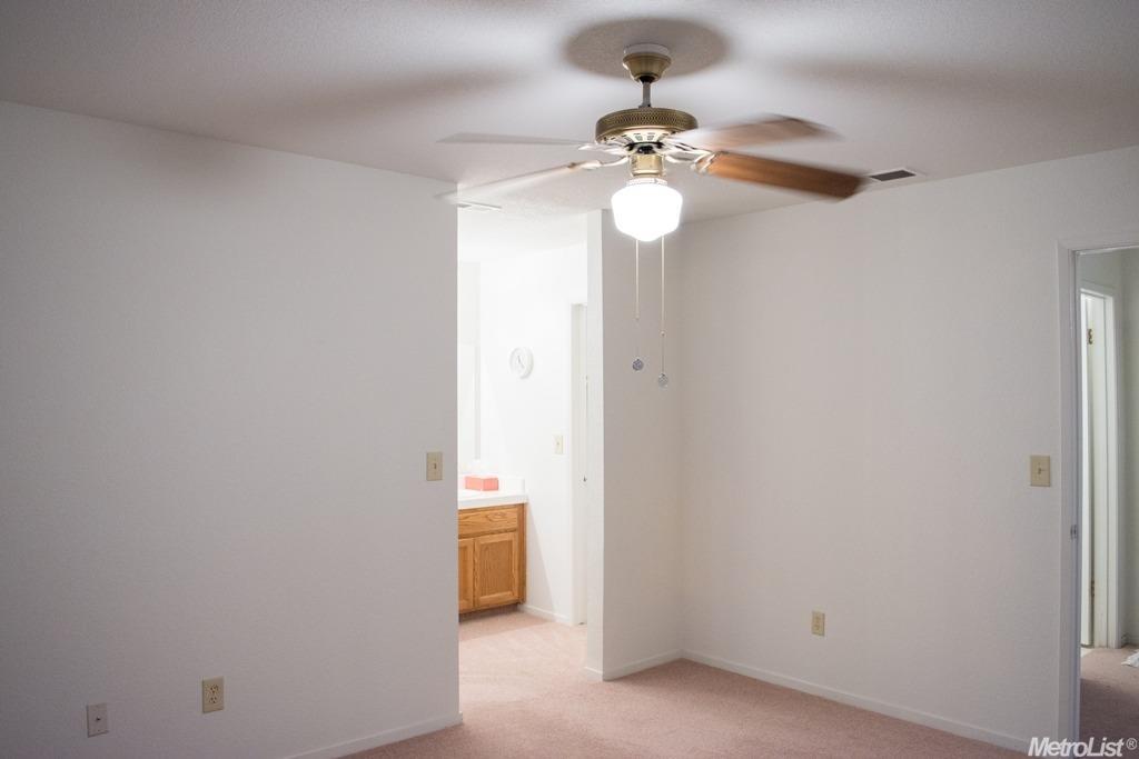 1408 Hackett Rd