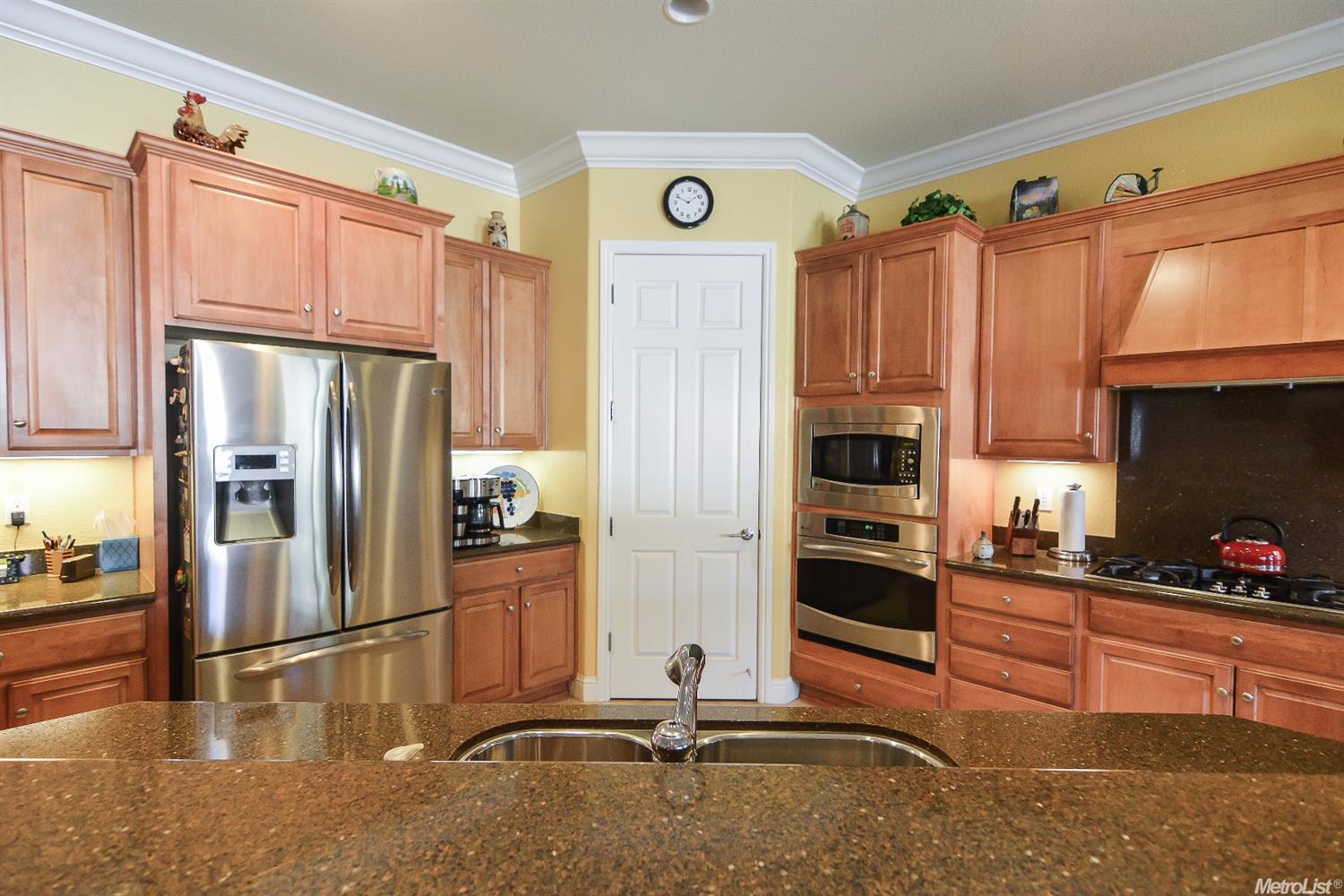 For Sale: 2451 Belle Glade Ln Manteca, CA 95336
