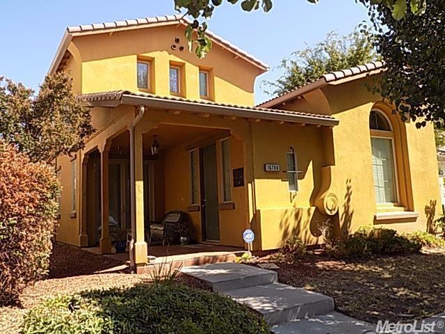 2534 Edgebrook Ln