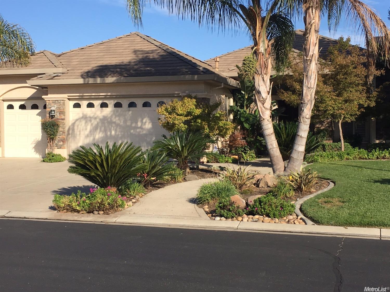 1564 Terracina Cir