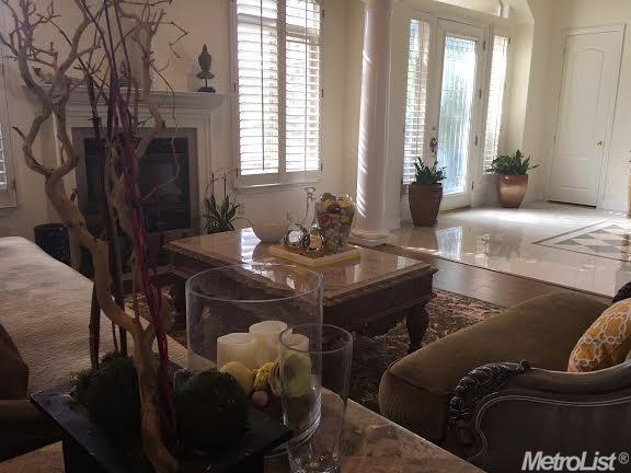 1564 Terracina Cir