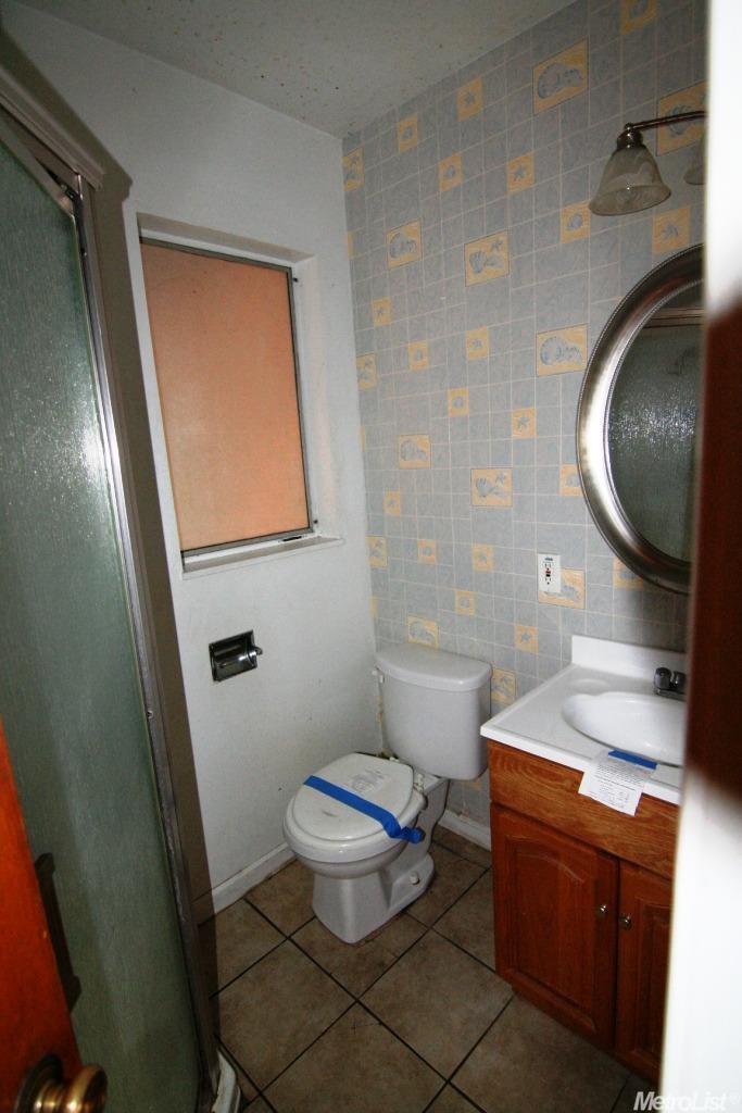 2412 Dana Ln