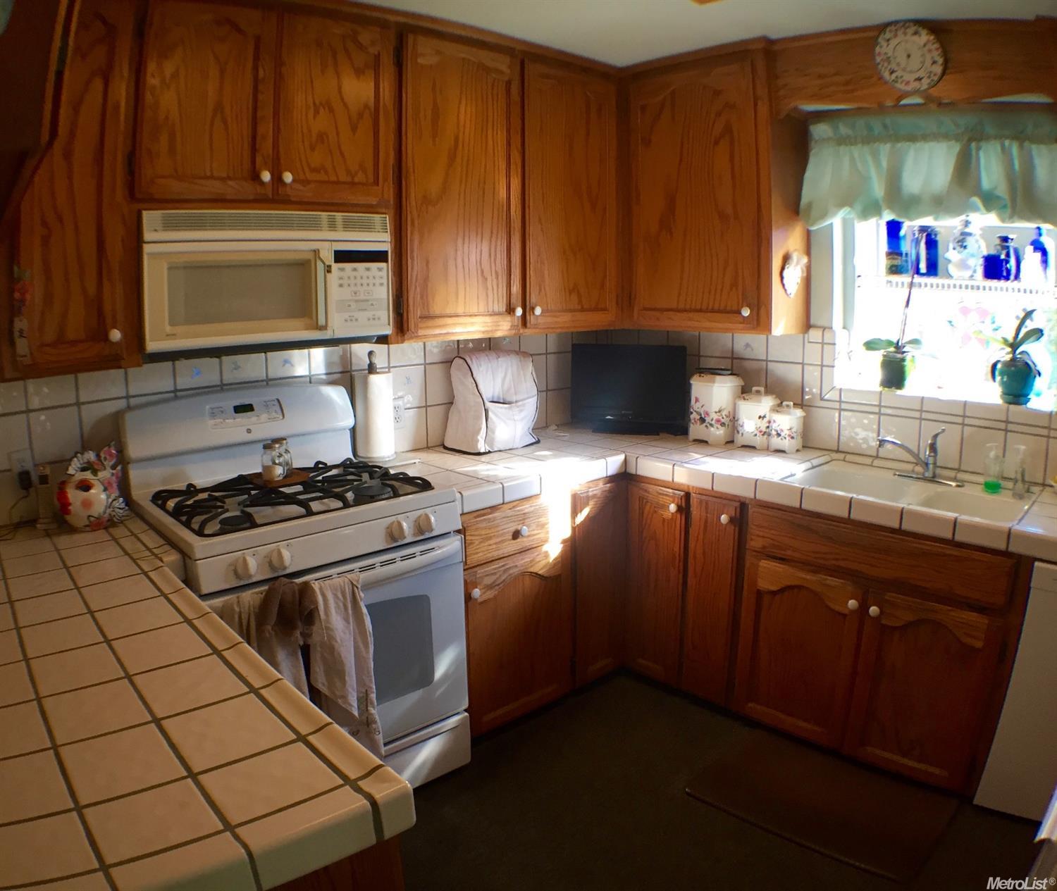 1414 Schulenberg Ave