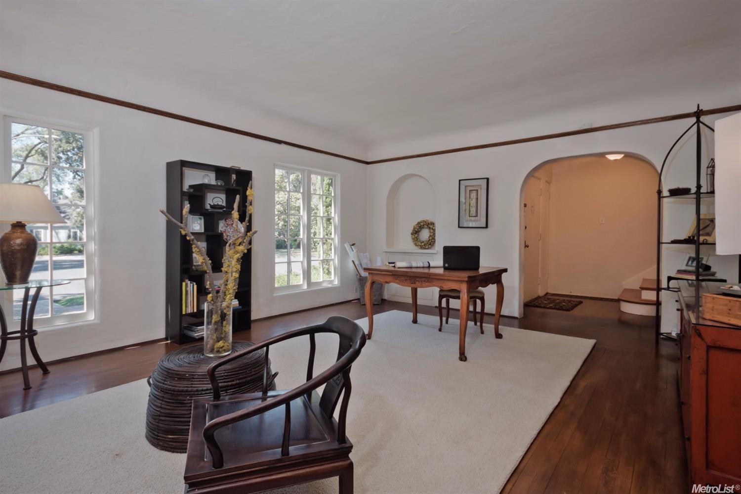 312 Patricia Ln