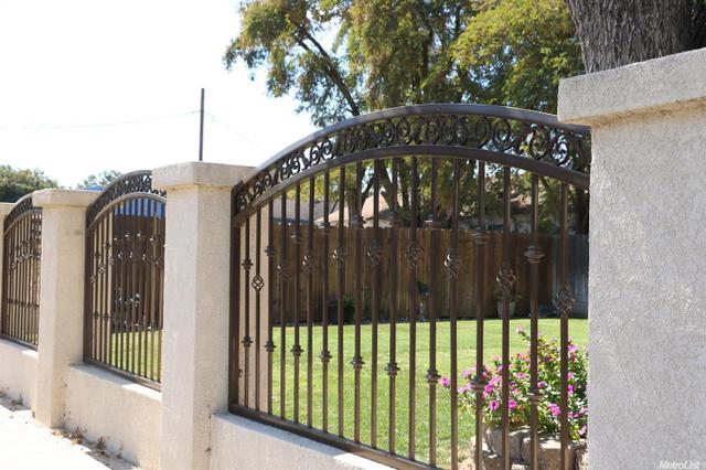119 Santa Barbara Ave