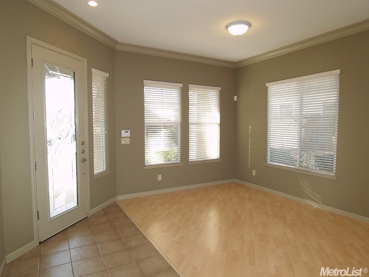 3004 Edgeview Dr
