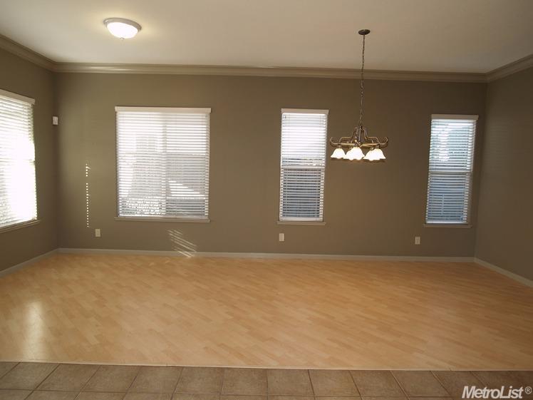 3004 Edgeview Dr