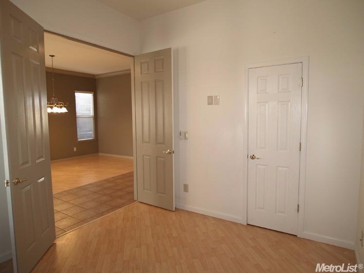 3004 Edgeview Dr
