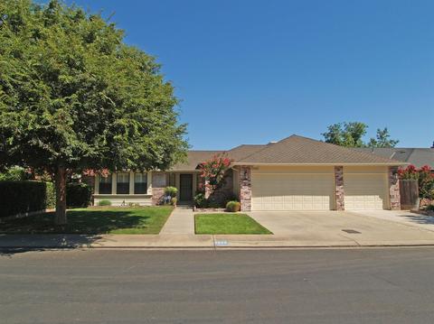 1800 Vanowen Ct
