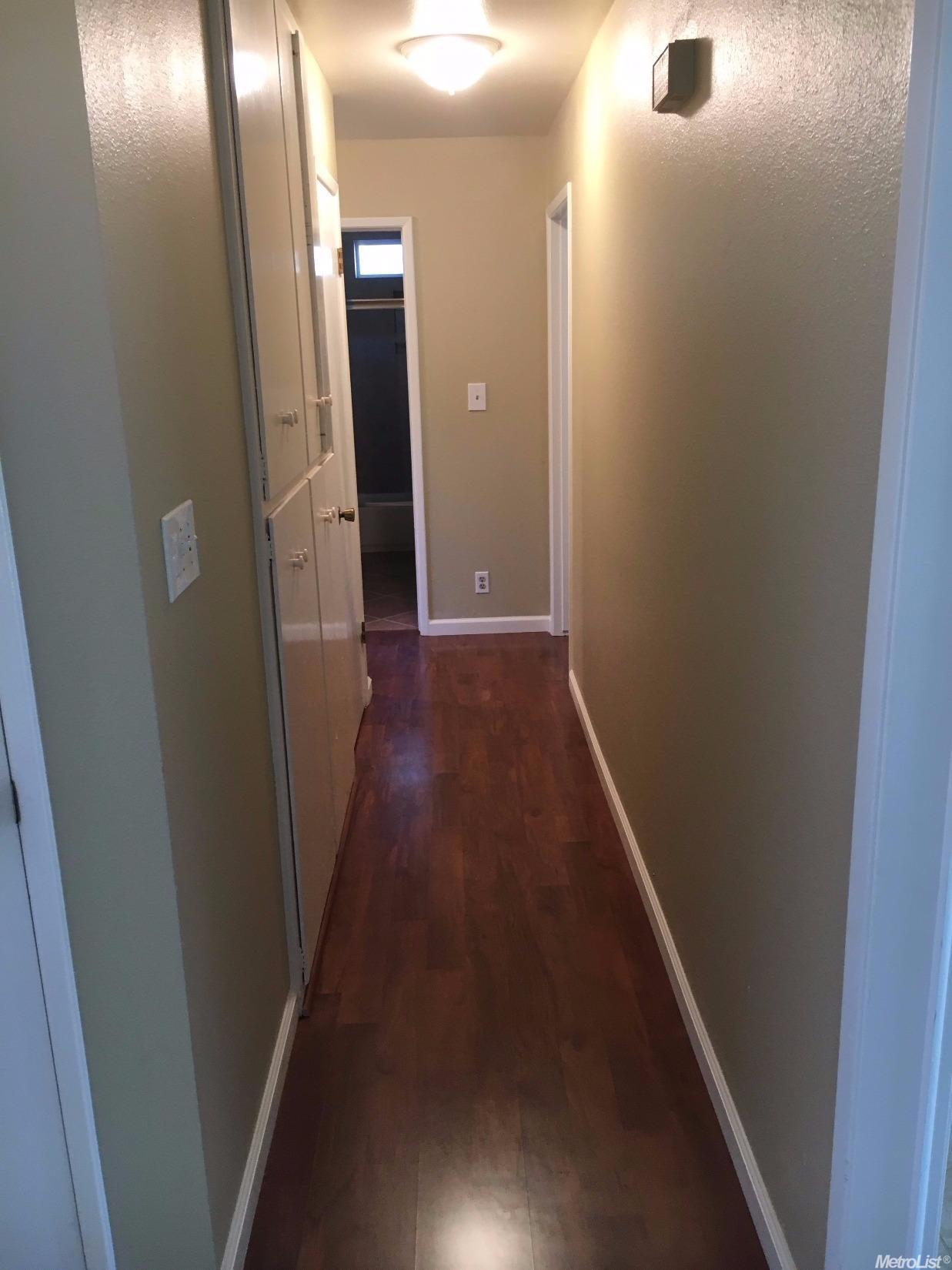 For Sale: 1908 Fallon Ln Modesto, CA 95355