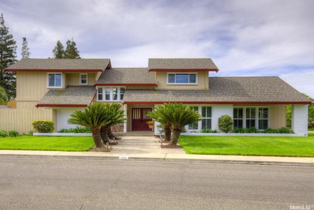 3308 Lancashire Ln