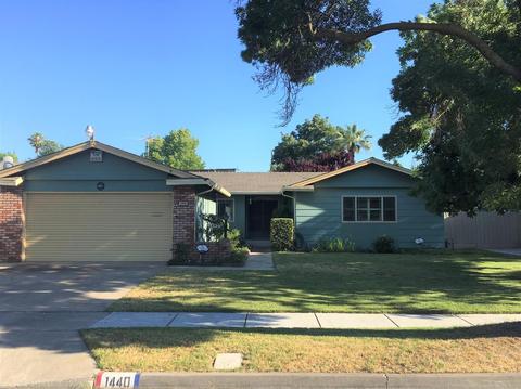 3625 Pomo Ln