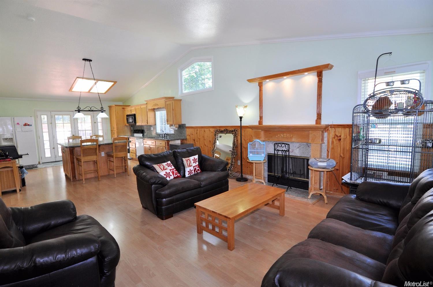 245 Gelf Ln