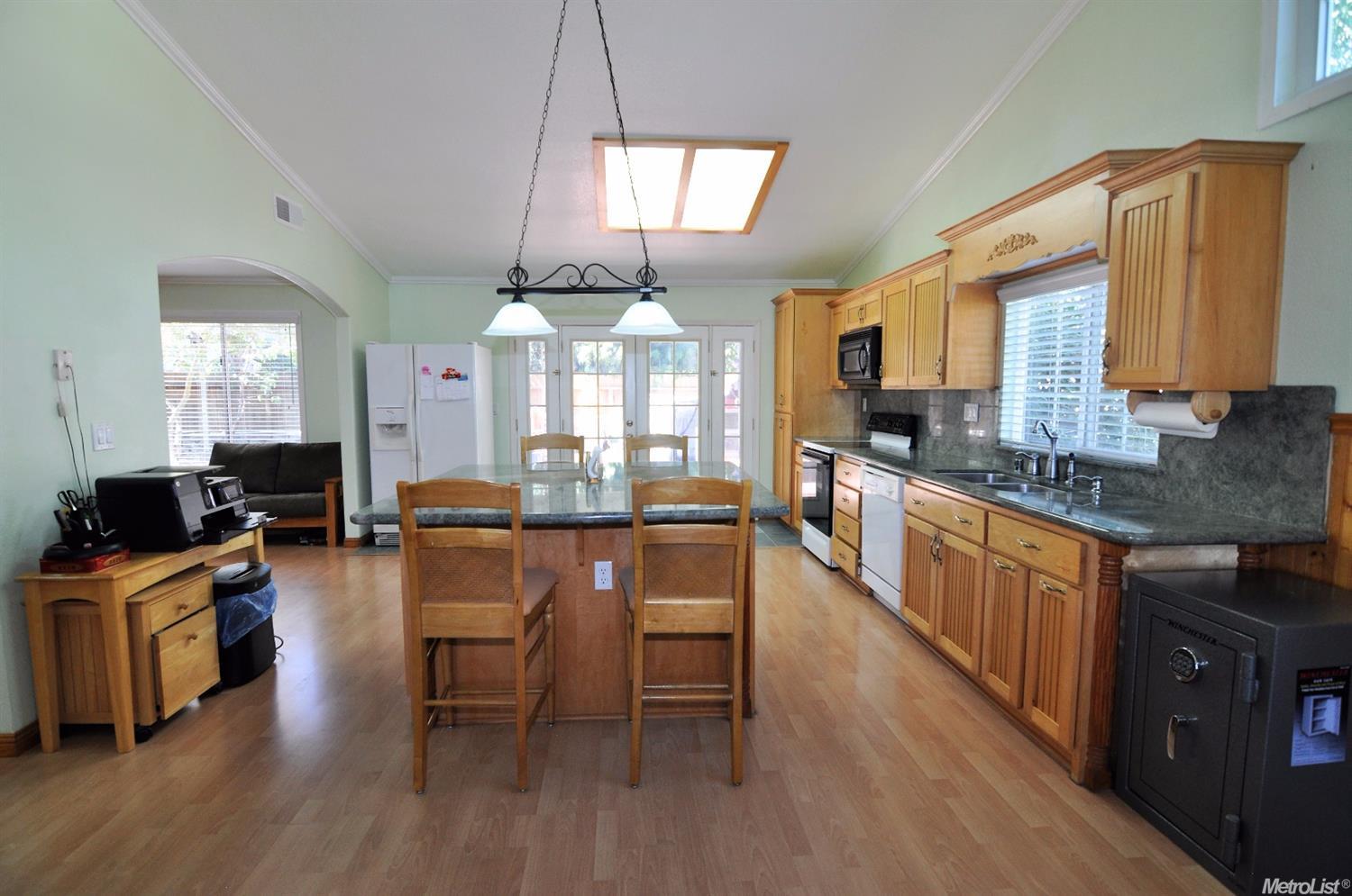 245 Gelf Ln