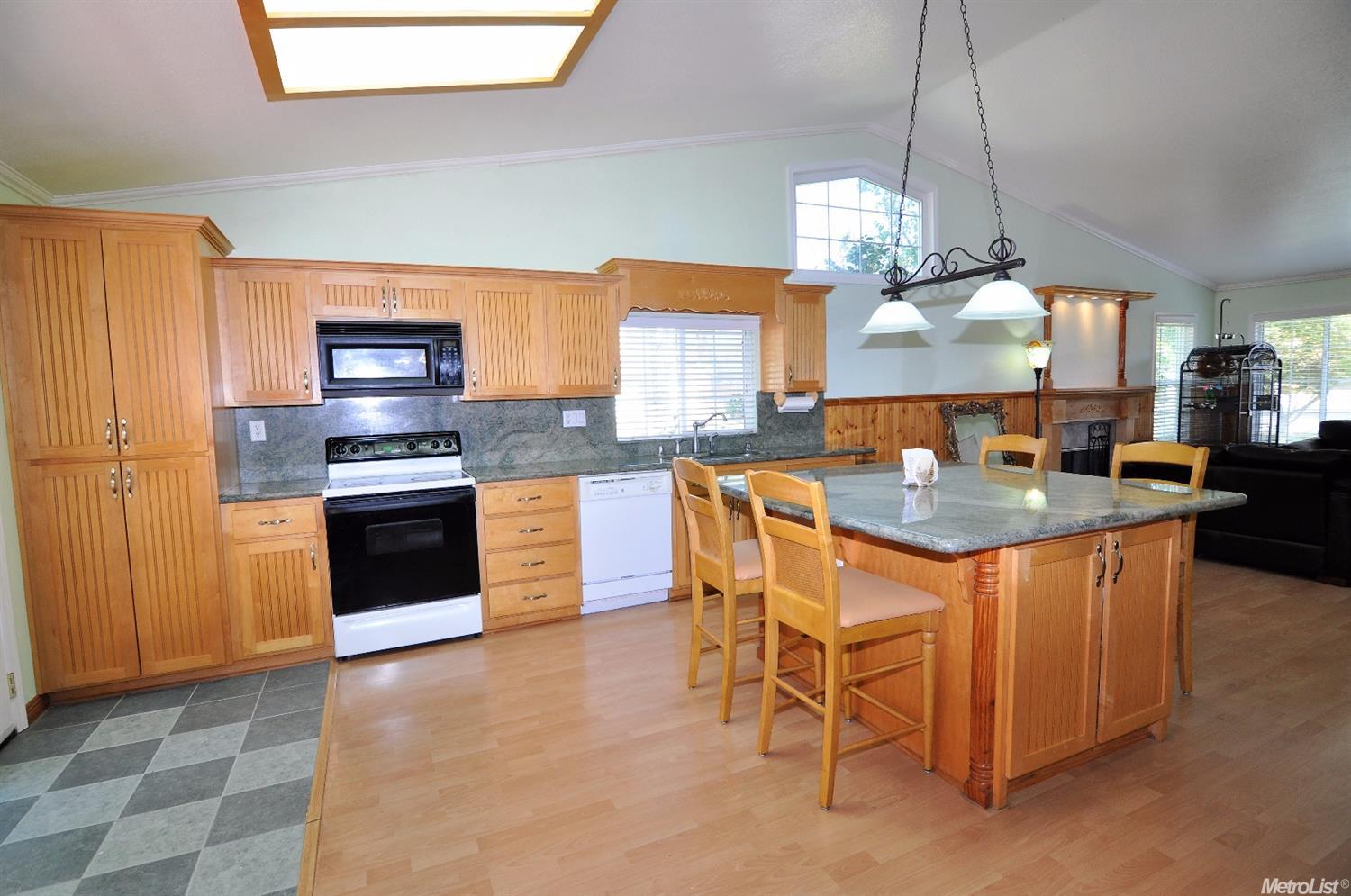 245 Gelf Ln