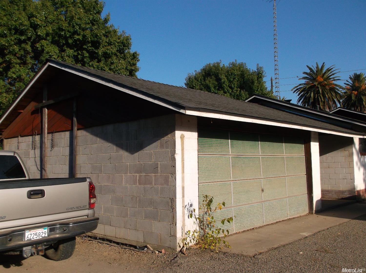 104 Leverton Dr