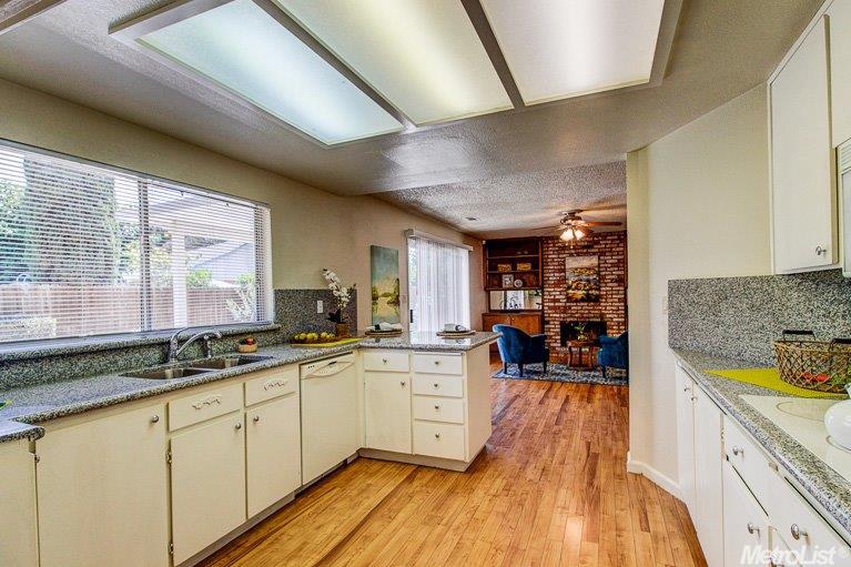 For Sale: 1300 Barons Ct Tracy, CA 95376