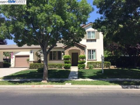 2757 Green Haven Dr