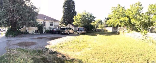 315 W 3rd St
